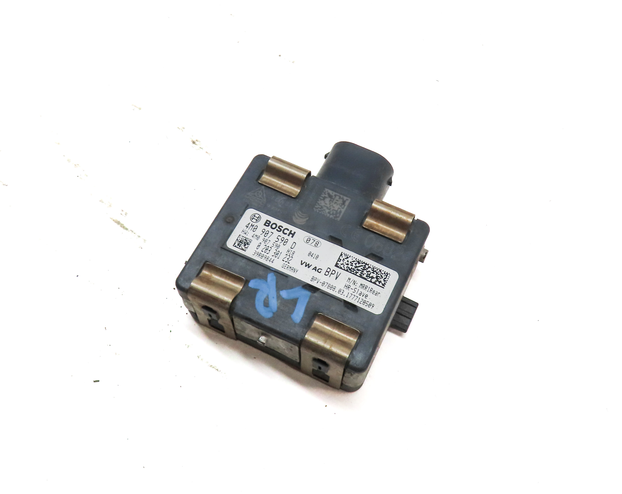 2017-2019 AUDI A4 (B9 8W) REAR LEFT BLIND SPOT ALERT RADAR SENSOR MODULE (SLAVE) — exact item pictured